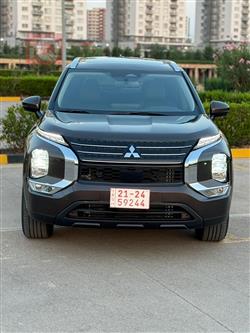 میتسوبیشی ئاوتلاندەر